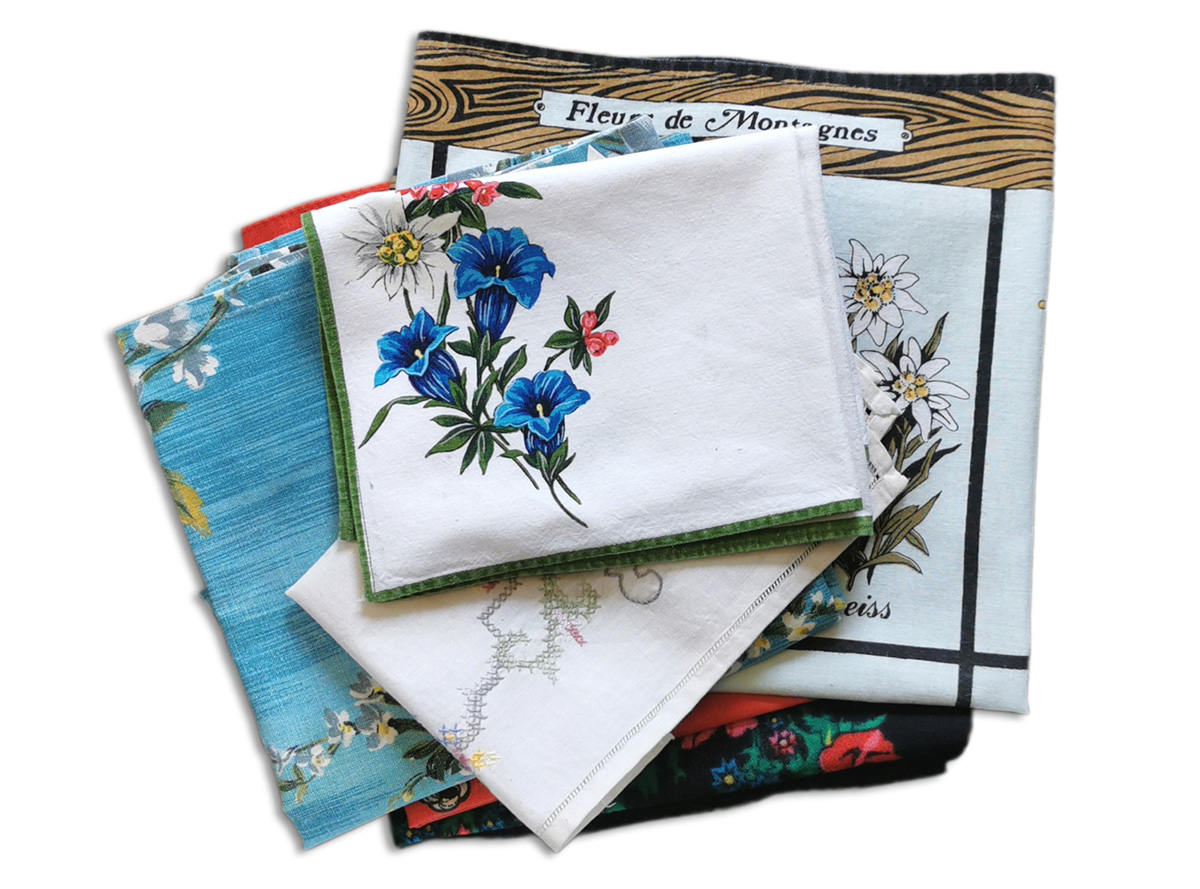 AWA_POPPY_VINTAGE_TISSUES
